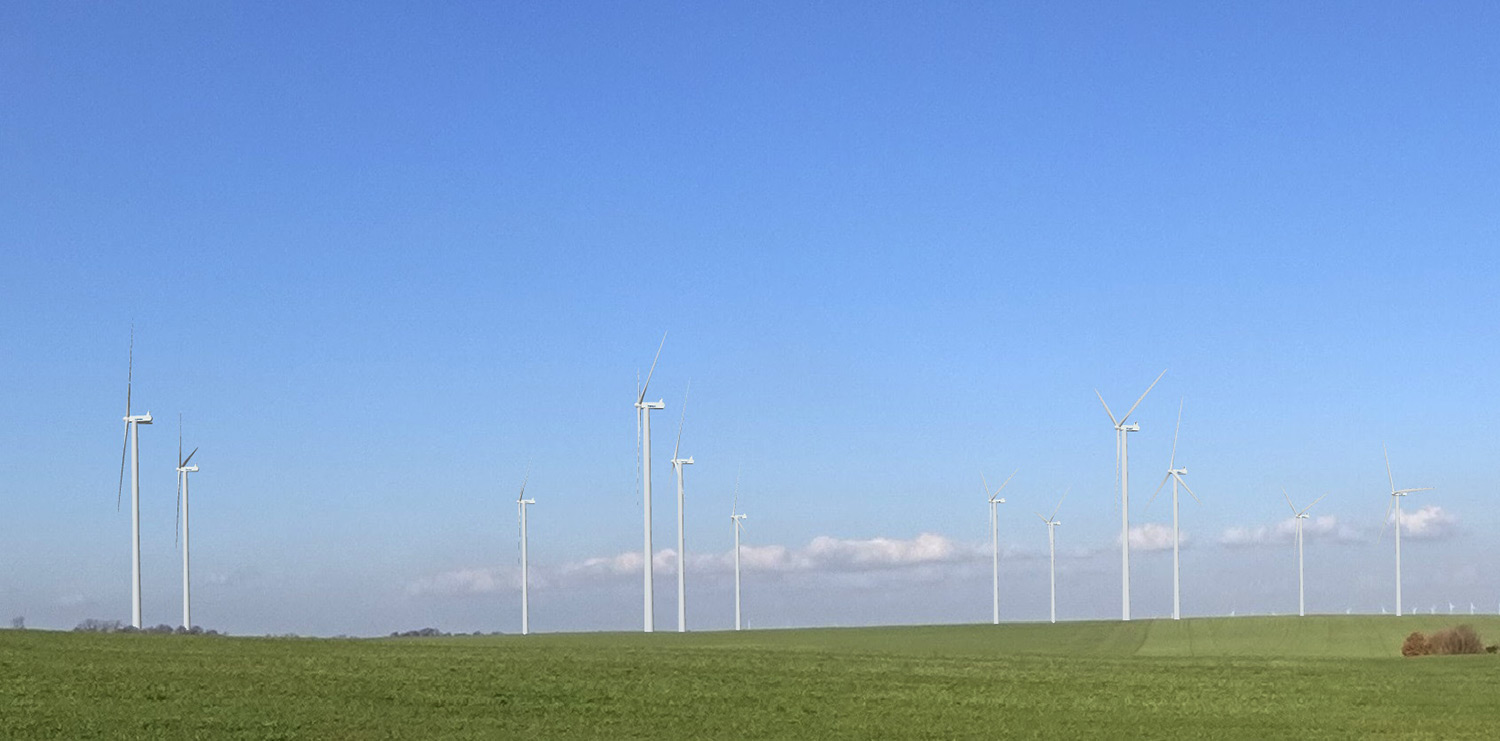 Blick von Protzen West mit Windräder