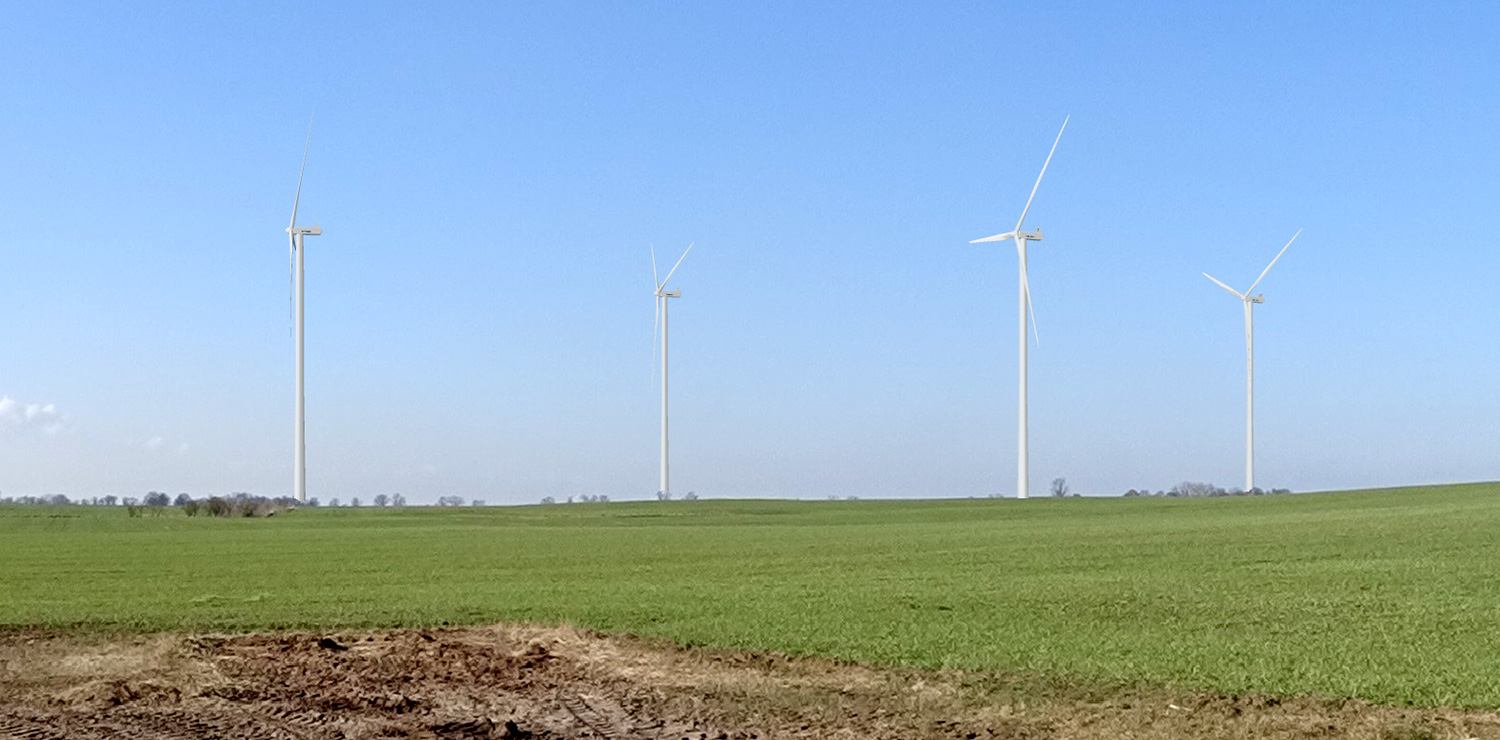 Blick von Protzen Nord T1 mit Windräder