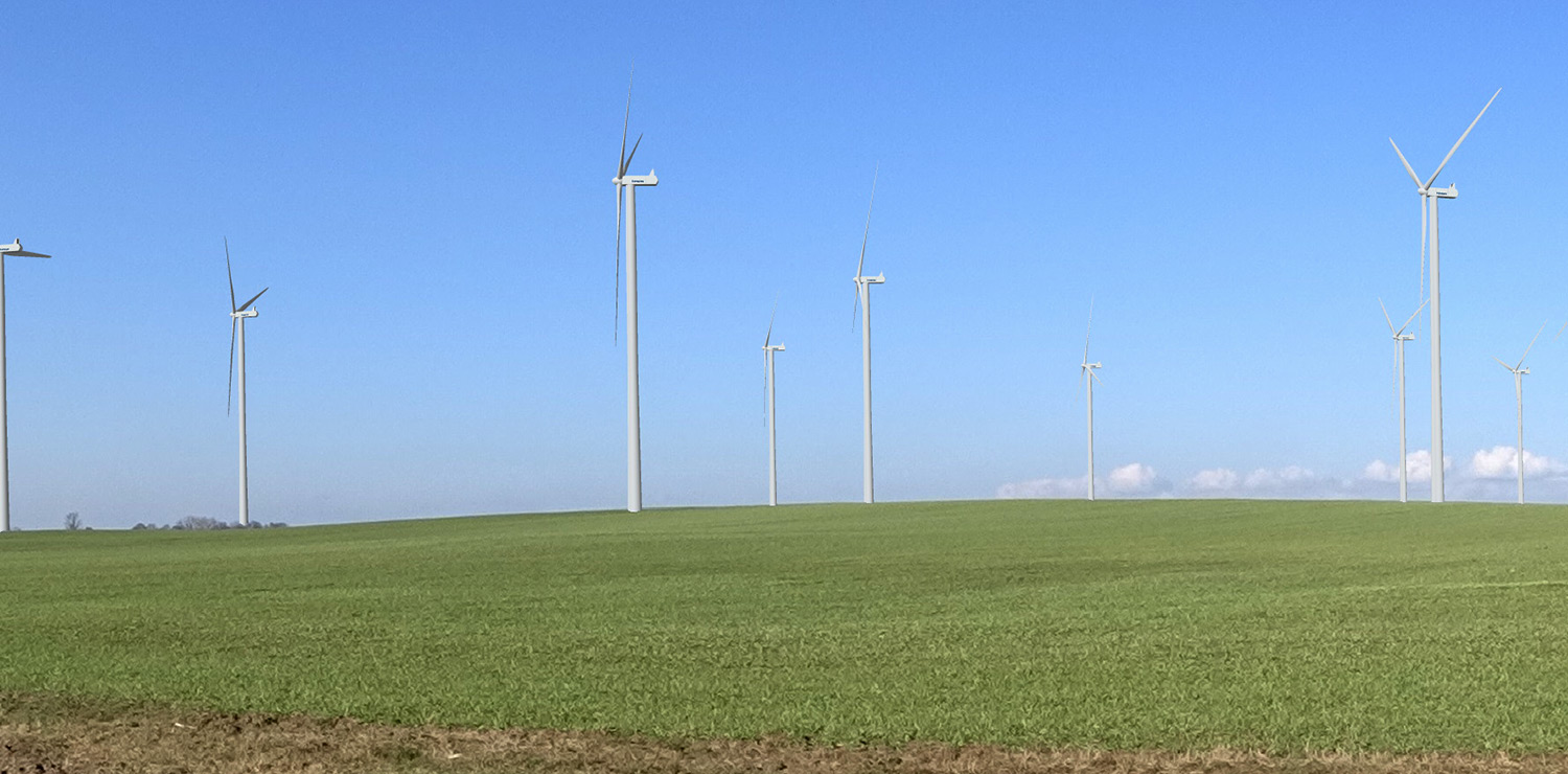 Blick von Protzen Nord T2 mit Windräder